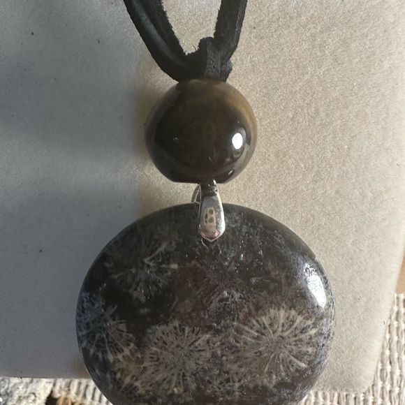 Round Black Coral Fossil Jade Pendant Necklace - Picture 9 of 11